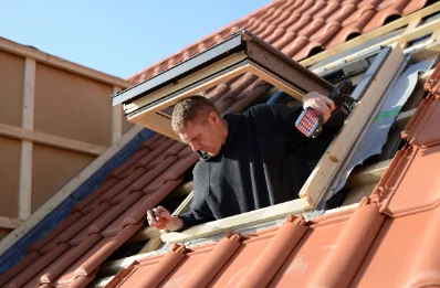 Pose de fenêtres de toit Velux à Loubédat